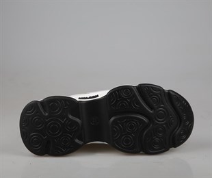 GUJA 24k302 Dolgu Topuk Beyaz Kadın Sneakers