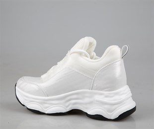 GUJA 24k302 Dolgu Topuk Beyaz Kadın Sneakers