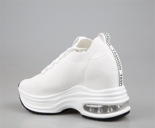 GUJA 24y300-9 Dolgu Topuk Beyaz Kadın Sneakers