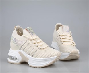 GUJA 25y300-14 Dolgu Topuk Bej Kadın Sneakers