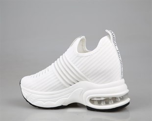 GUJA 25y300-8 Dolgu Topuk Beyaz Kadın Sneakers
