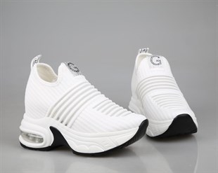 GUJA 25y300-8 Dolgu Topuk Beyaz Kadın Sneakers