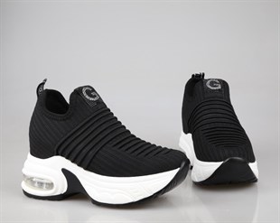 GUJA 25y300-8 Dolgu Topuk Siyah Kadın Sneakers
