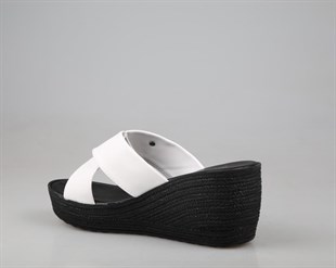 Pierre Cardin Pc-3513 Ortopedik Beyaz Kadın Terlik