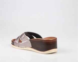 Pierre Cardin Pc-7010 Ortopedik Platin Kadın Terlik