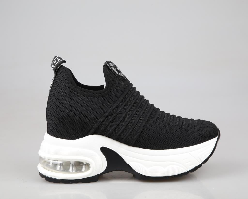 GUJA 25y300-8 Dolgu Topuk Siyah Kadın Sneakers