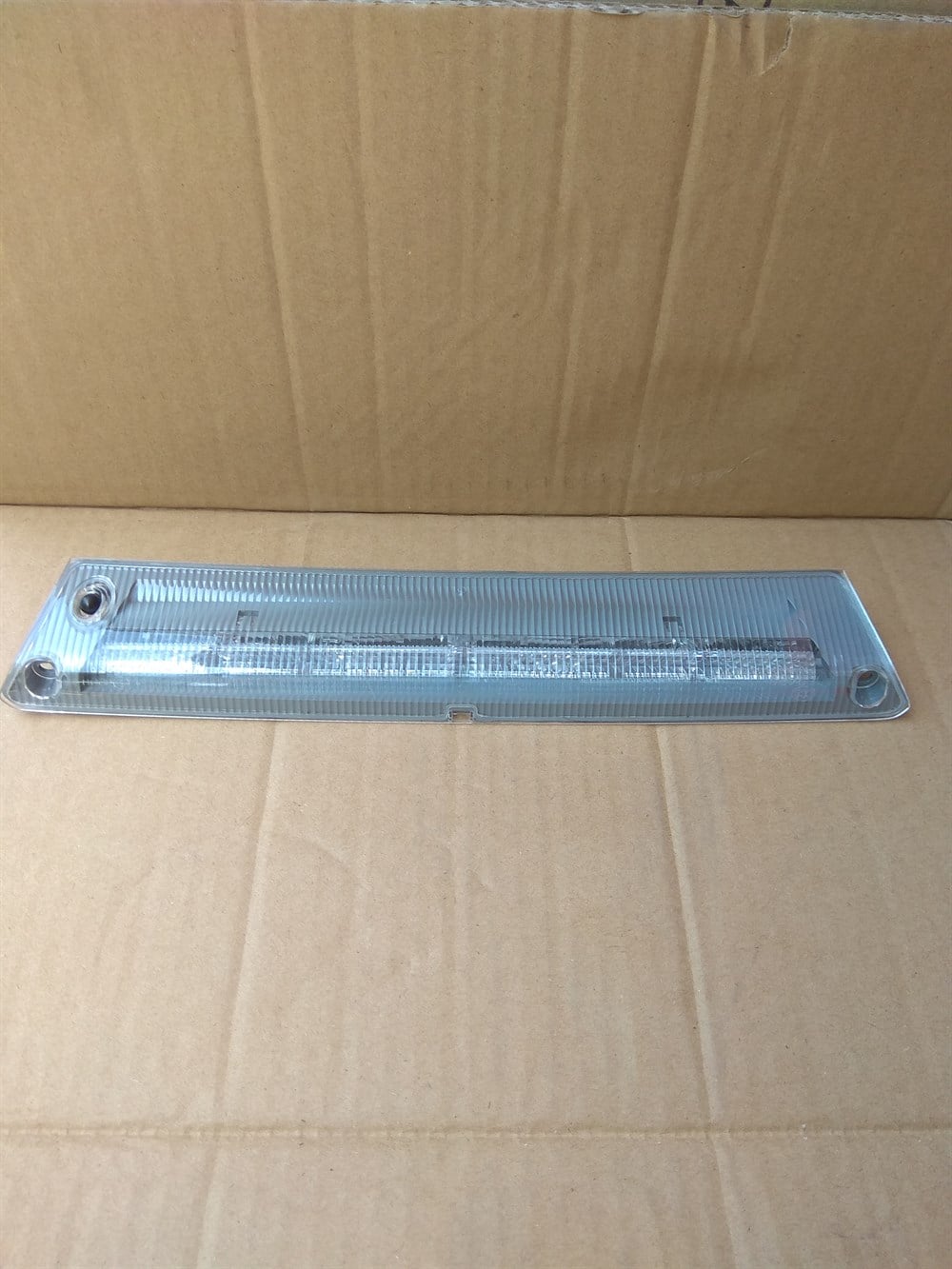 FİESTA BAGAJ 3.STOP BEYAZ 