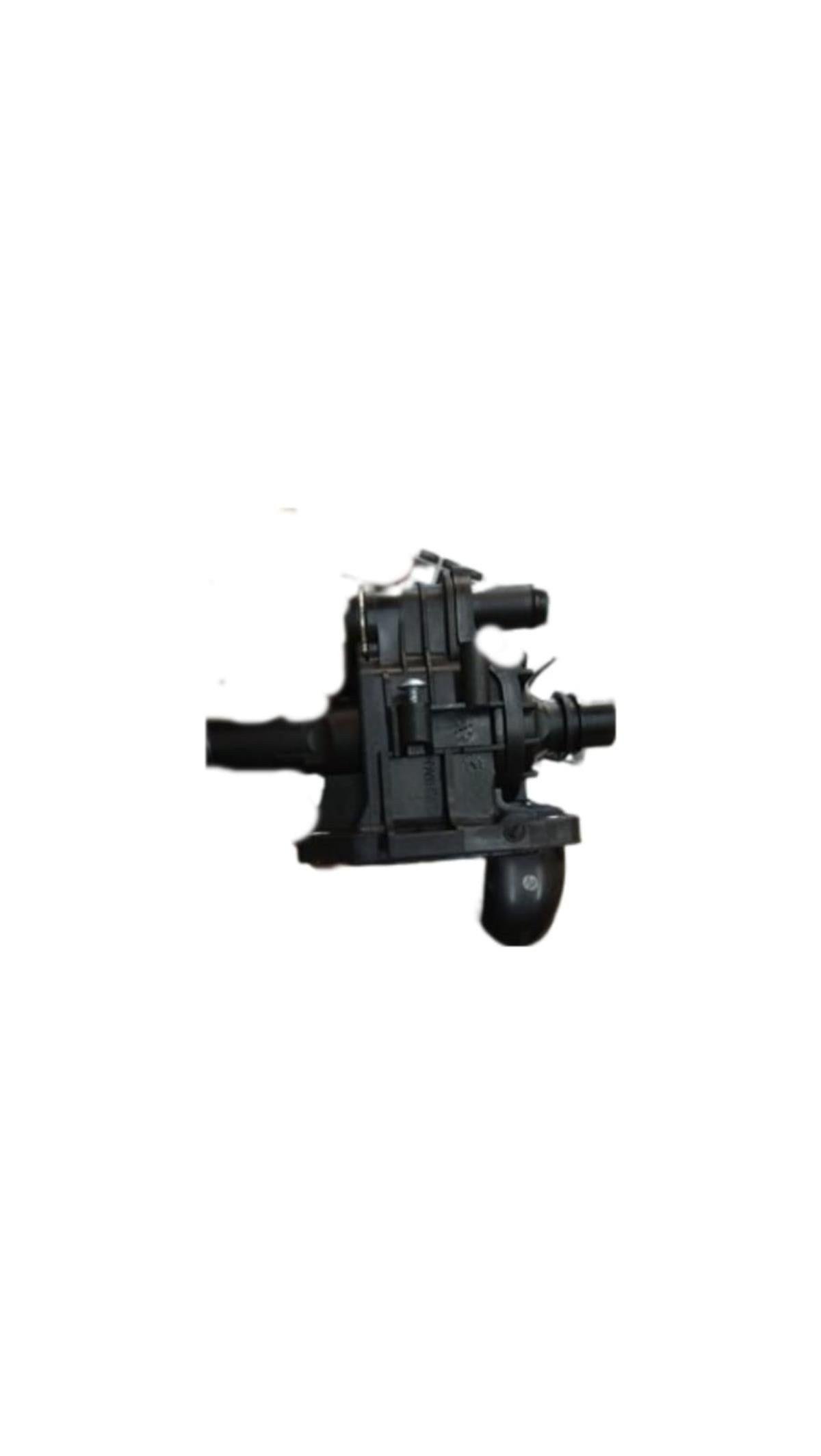 FOCUS-CMAX 1.6 DİZEL TERMOSTAT YUVASI 3M5Q 8A586 AC OES T94.03.4703M5Q 8A586 AC