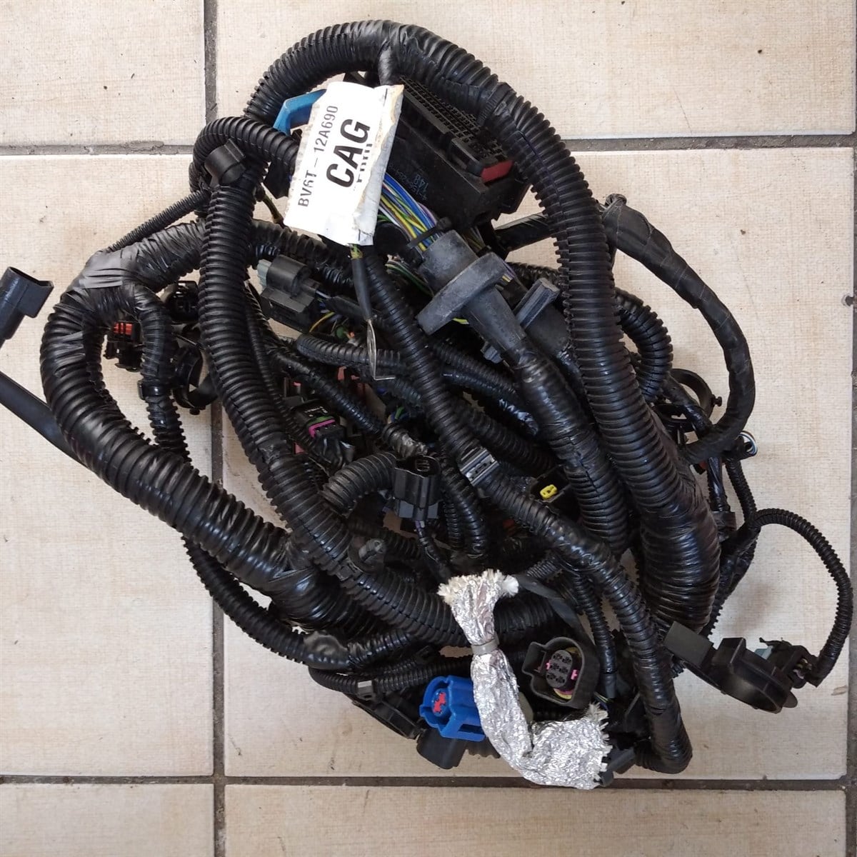 FOCUS MOTOR TESİSATI / KABLOSU 1.6 ECOBOOST BV6T 12A690 CAGBV6T 12A690 CAG