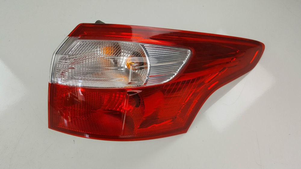 FOCUS SEDAN SAĞ DIŞ STOP