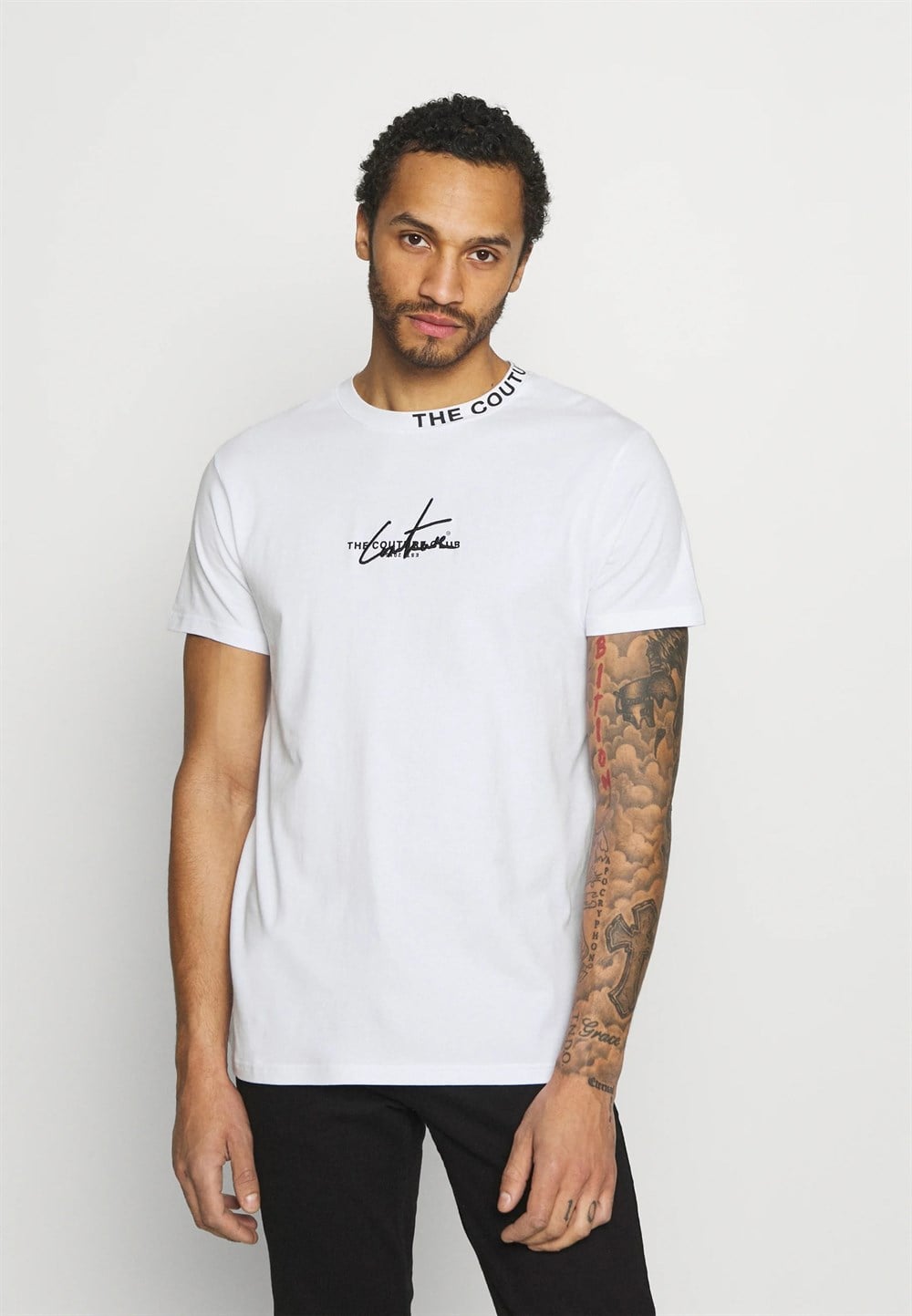 Biyesi Yazılı Logolu  T shirt-Beyaz