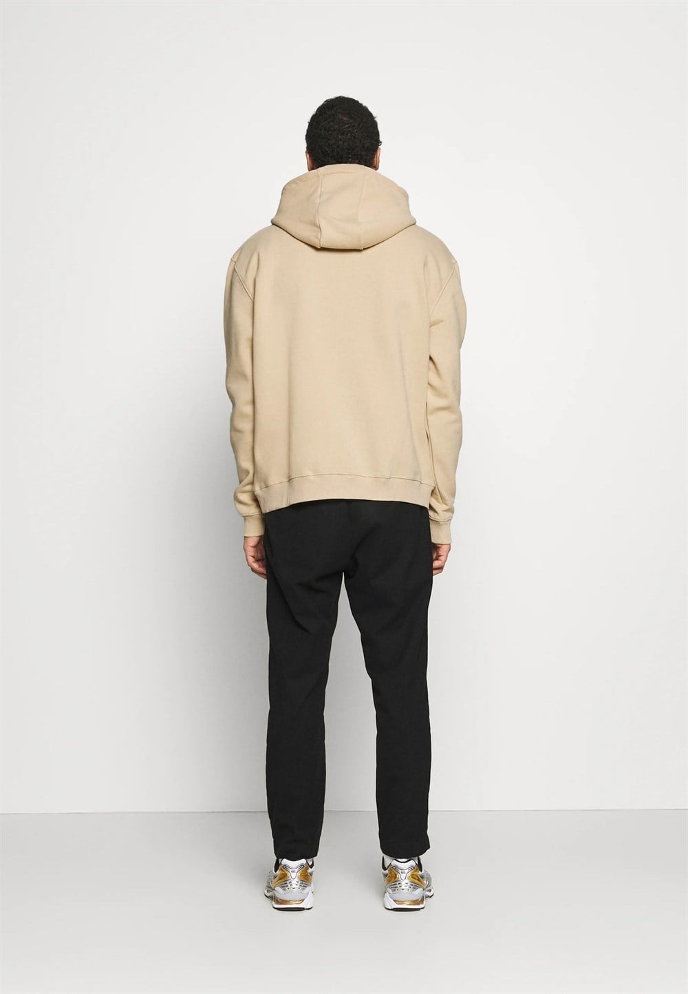 Önü Küçük Logolu Oversize Kapşonlu Sweat-Bej