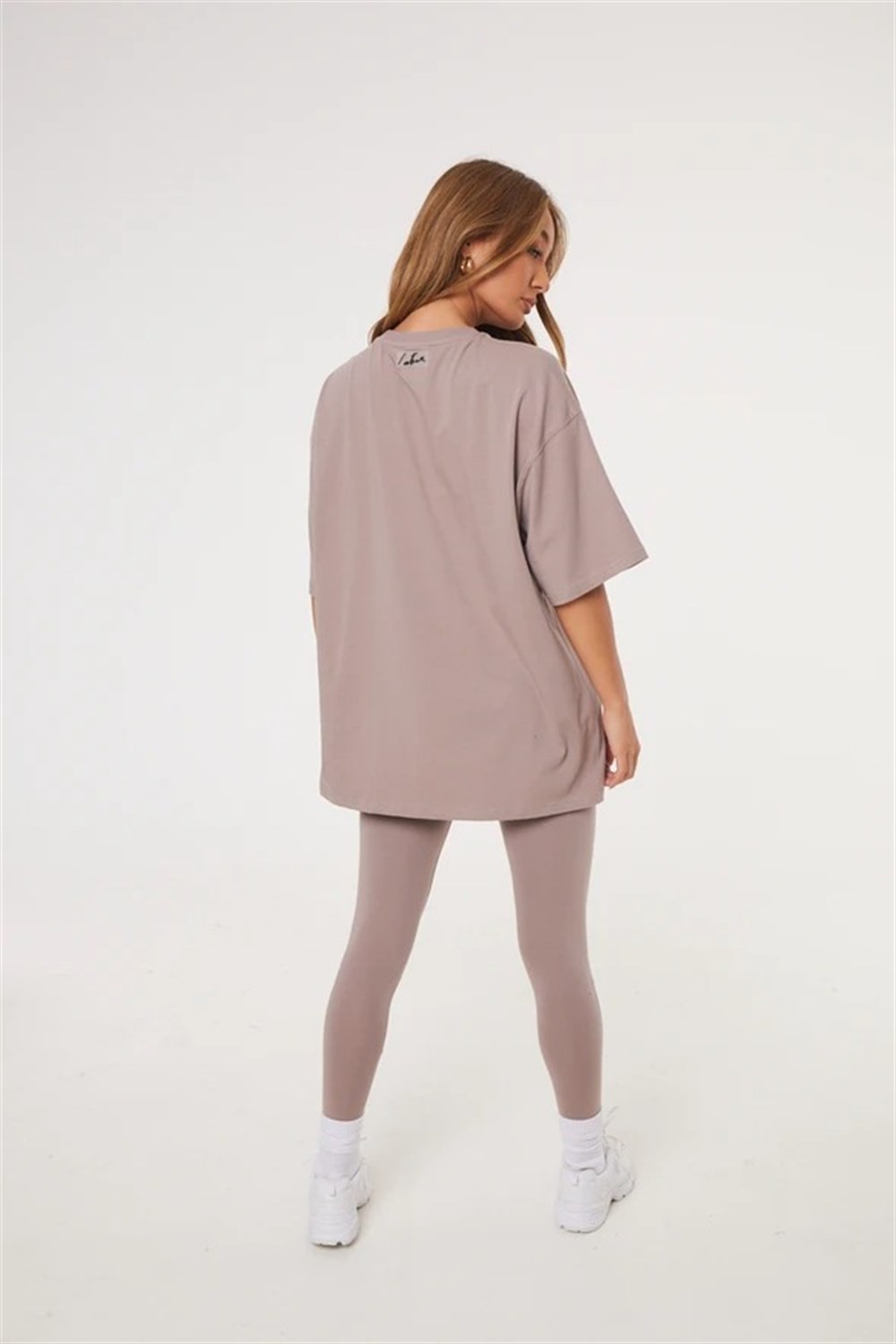 Unisex Oversize İmza Logolu  T shirt-Bej