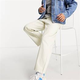 Boyfriend Bol  Baloon   JEan-Ekru