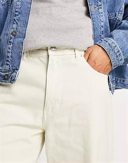 Boyfriend Bol  Baloon   JEan-Ekru