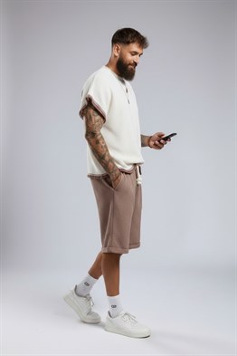 Kolsuz T-shirt-Krem