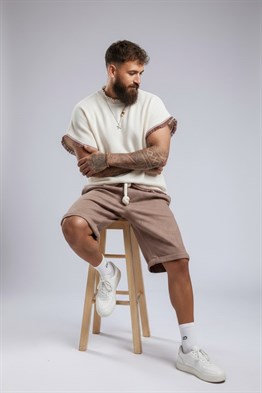 Kolsuz T-shirt-Krem