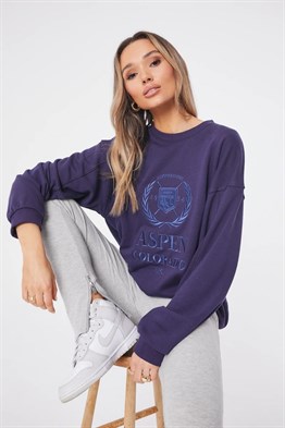 Önü Çelenk Nakışlı  Sweat-Lacivert