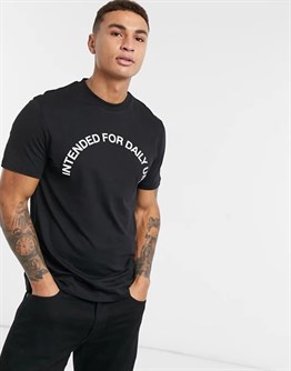 Önü Oval Baskılı  T shirt-Siyah