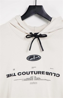 Önü Plastik Etiketli Arkası Nakışlı Kapişonlu  Sweat-Kirli Beyaz