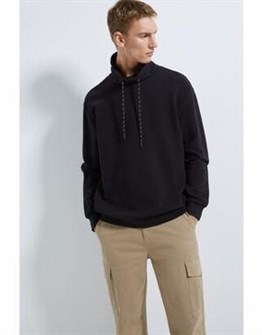 ZR Oversize Çizgili Boğazlı  Sweat-Siyah