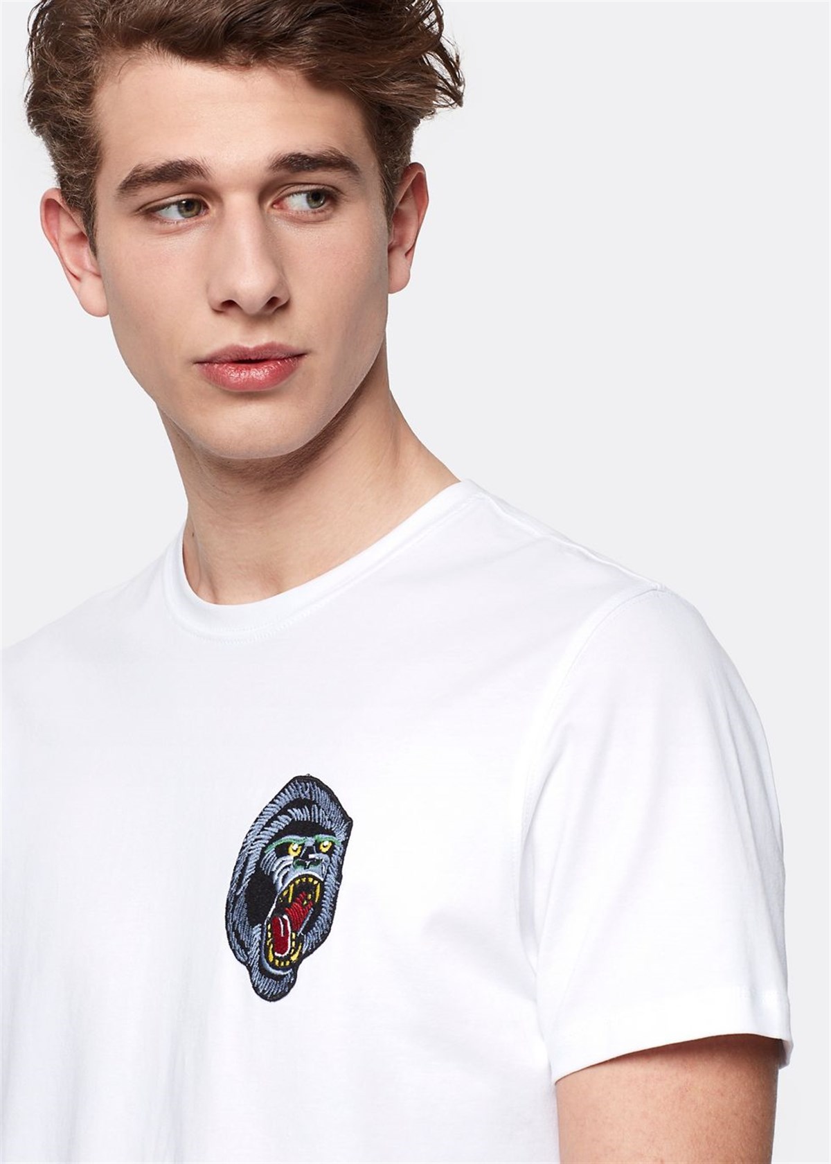 Goril Armalı T-Shirt Beyaz