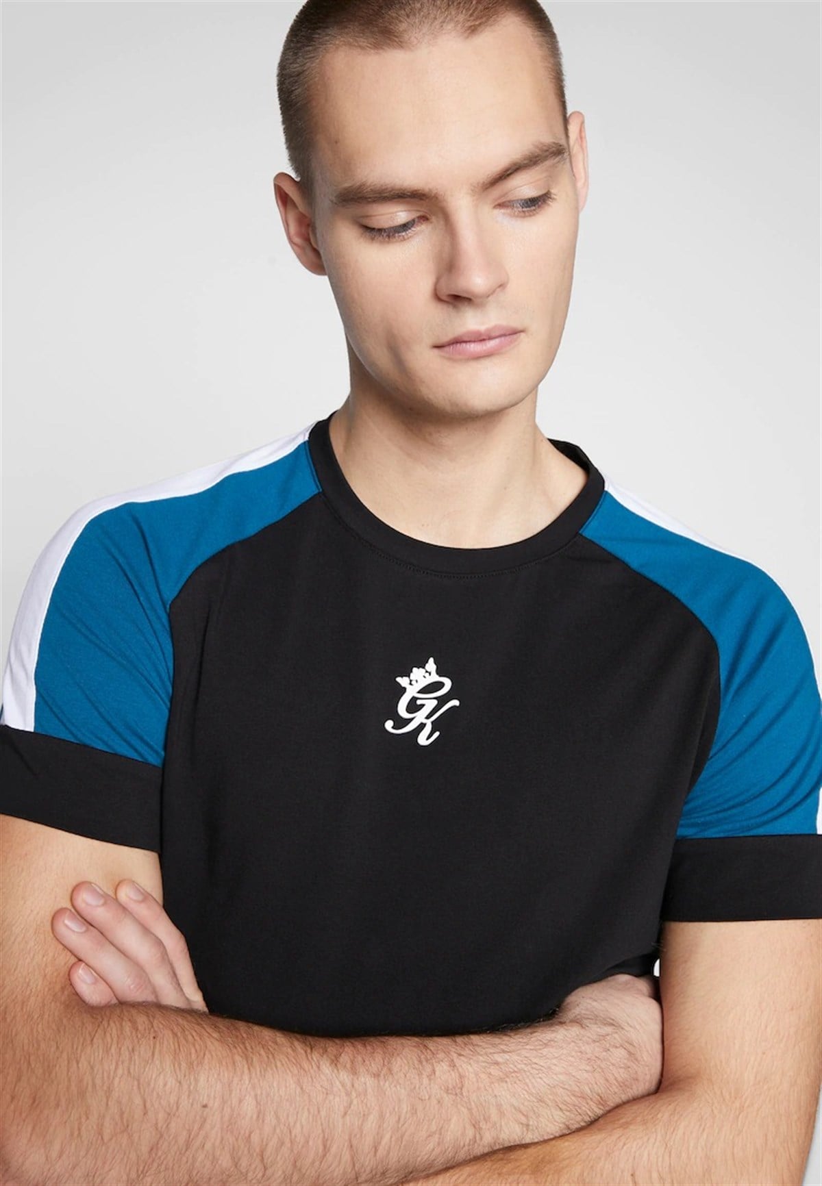 Kolu Bantlı Raglan BAsic T Shirt Siyah-Mavi