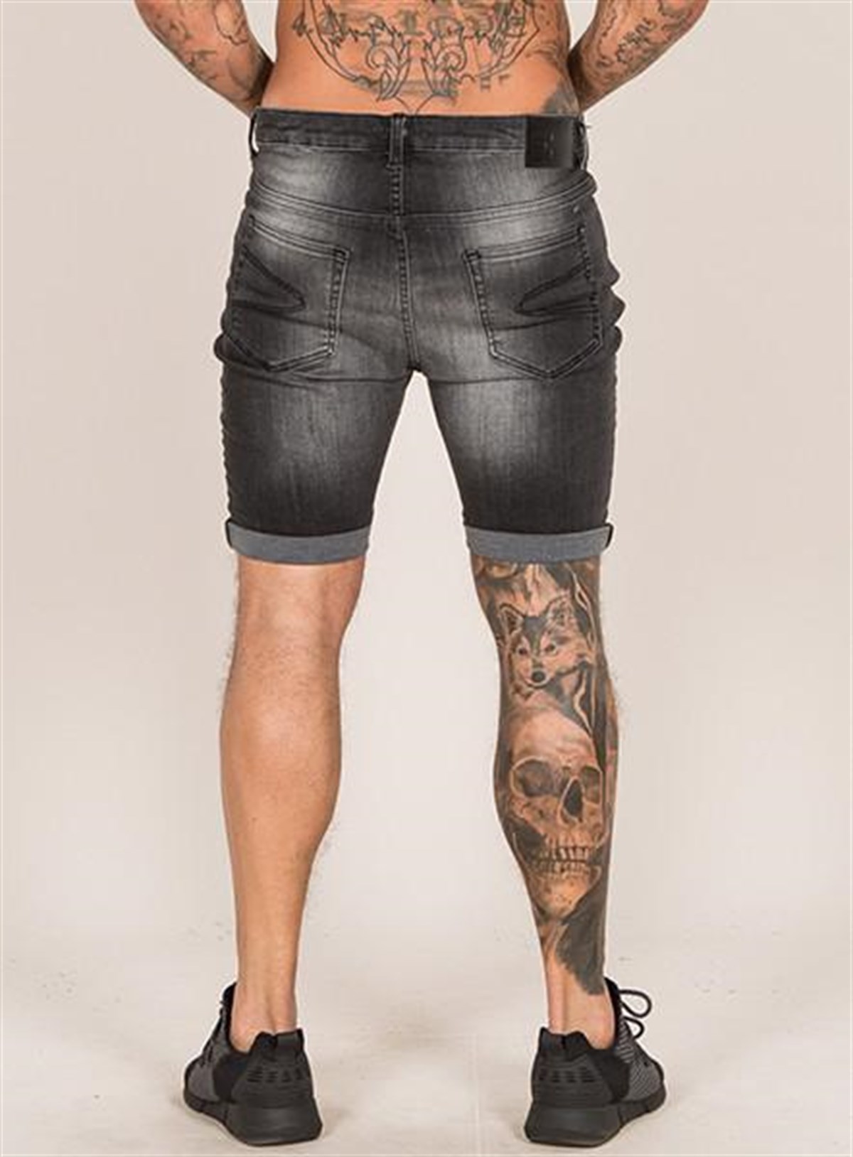 Yırtık Jean Şort Siyah Eskitme