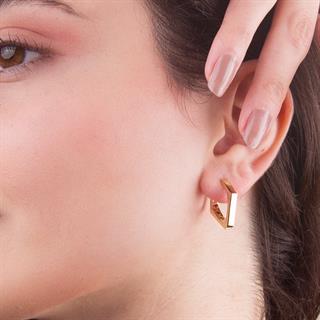 14 Ayar İtalyan V Tasarım Altın Küpe