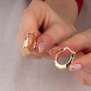 14 Ayar İtalyan Köşeli Altın Küpe