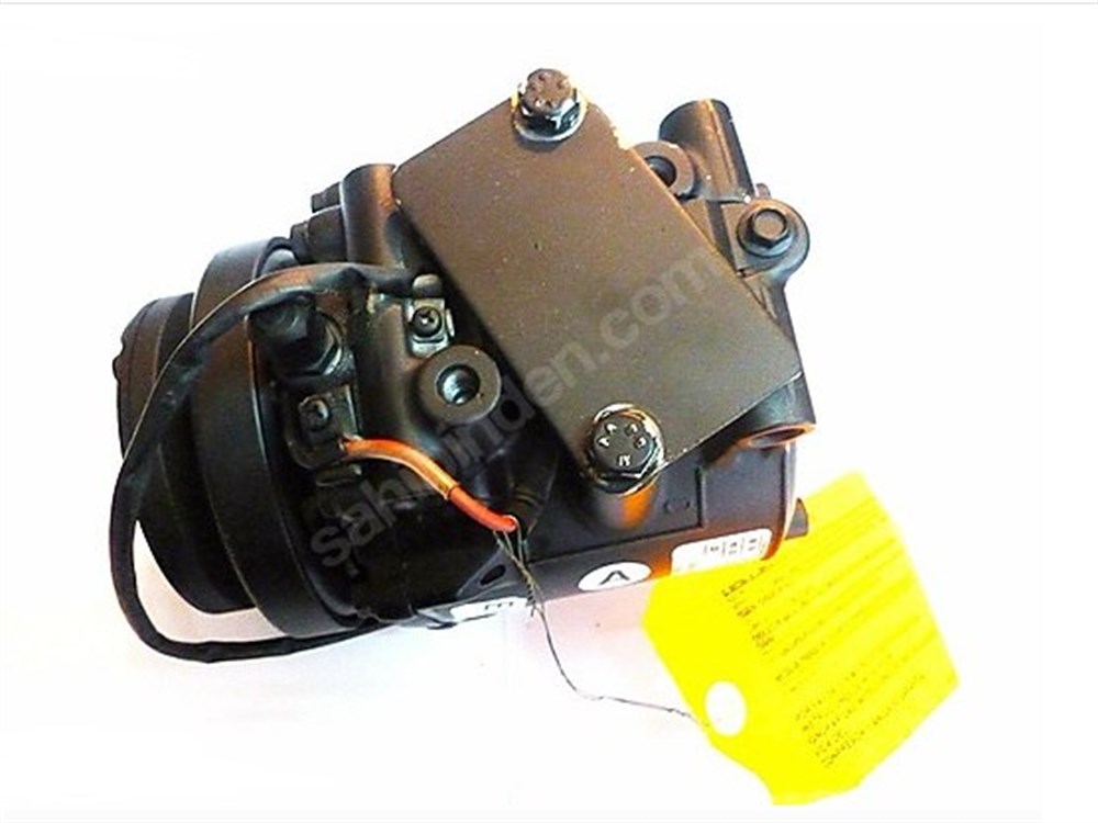 Honda Civic Wagovan KLİMA KOMPRESORU OEM 57571 1984-1986