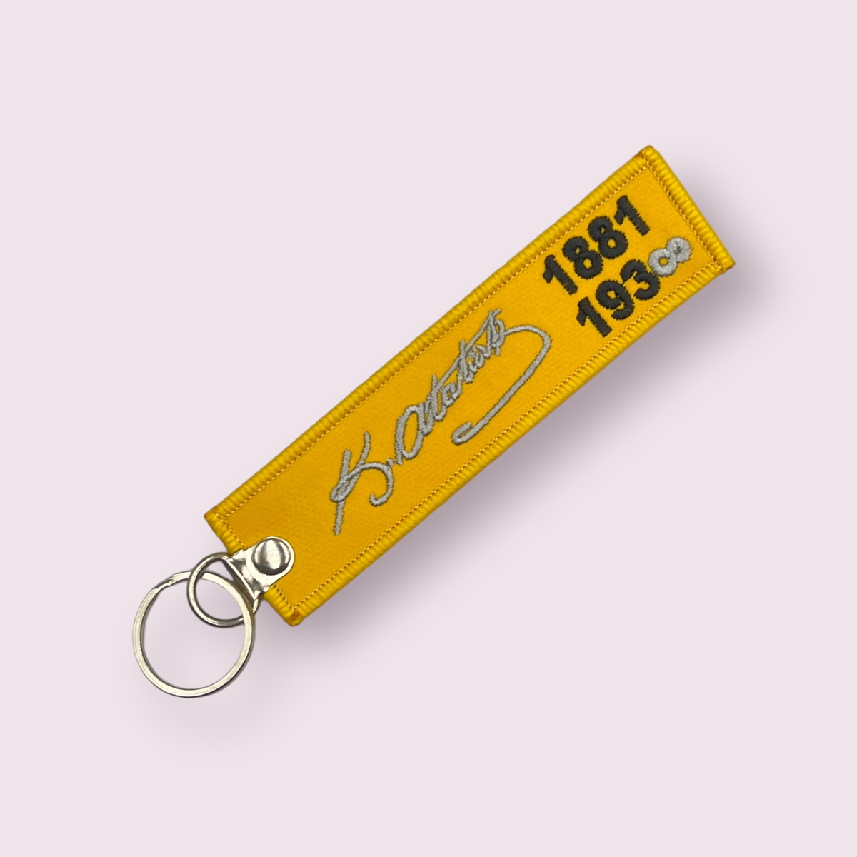 Atatürk İmzalı / Remove Before Flight Anahtarlık Siyah Kumaş