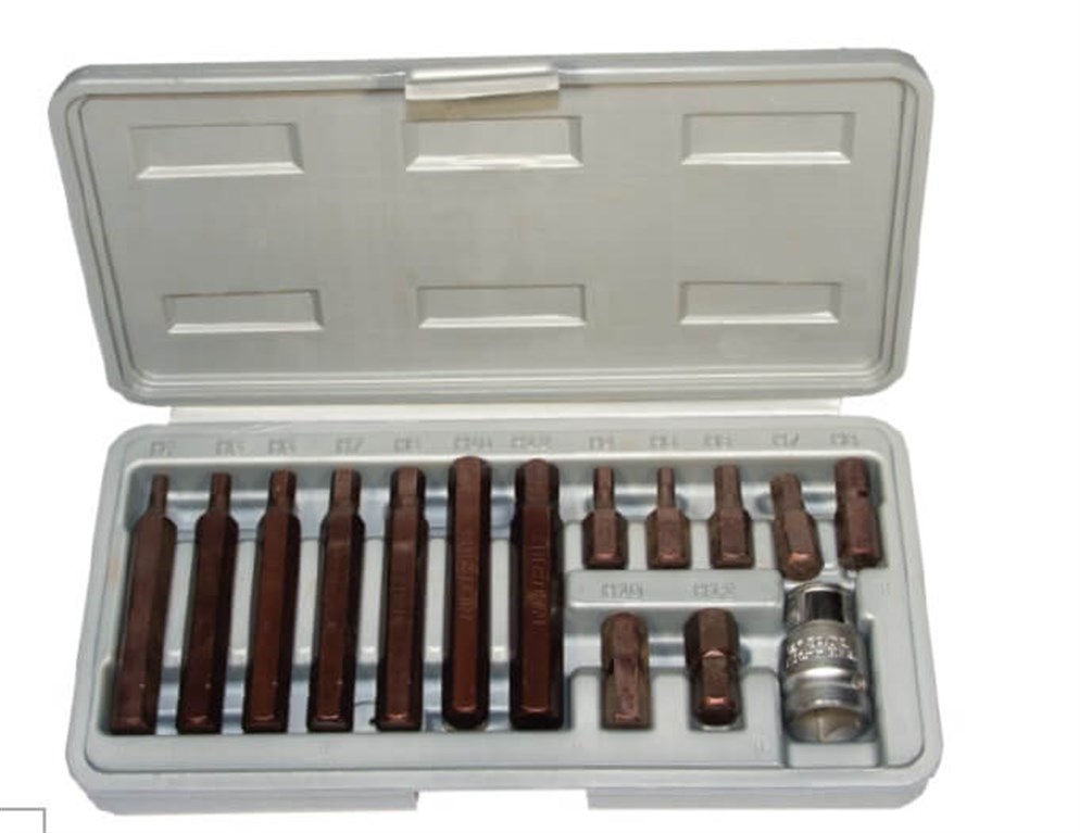 RİCO 15 Parça Kaplamalı Allen Bits Set