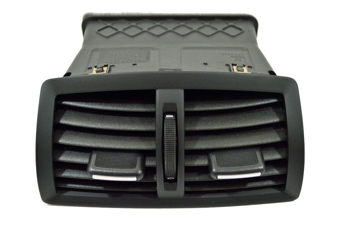 Opel İnsignia A Arka Havalandırma Muzulu Siyah GM