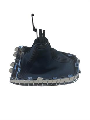 Opel Astra J 6 İleri Manuel Vites Topuzu ve Körüğü