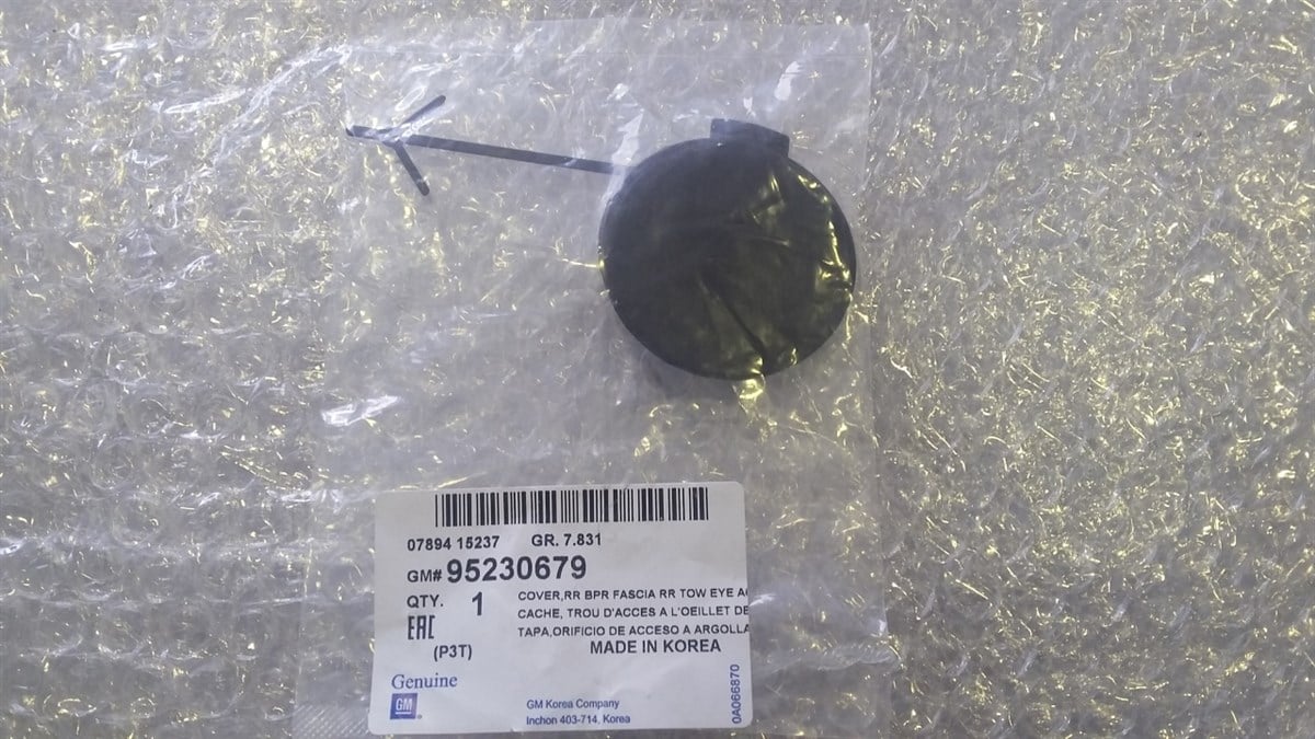 Chevrolet Aveo T300 Sedan Arka Tampon Çeki Kapağı GM