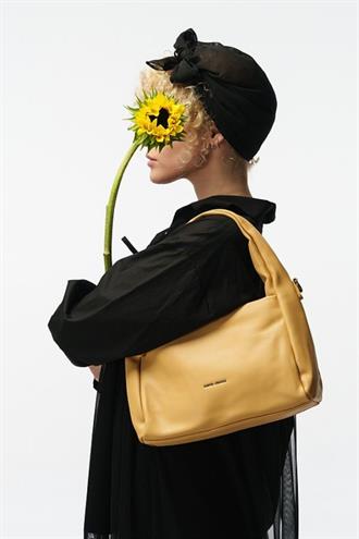 Kadın El ve Askılı Çanta Hardal