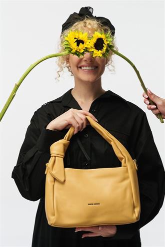 Kadın El ve Askılı Çanta Hardal