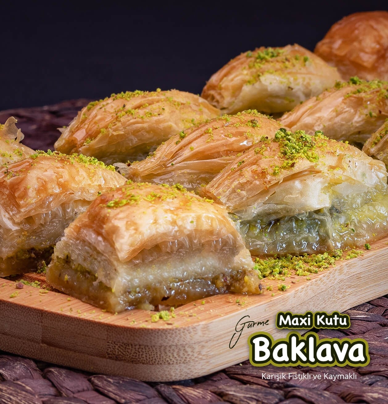 Karışık Baklava Maxi Kutu