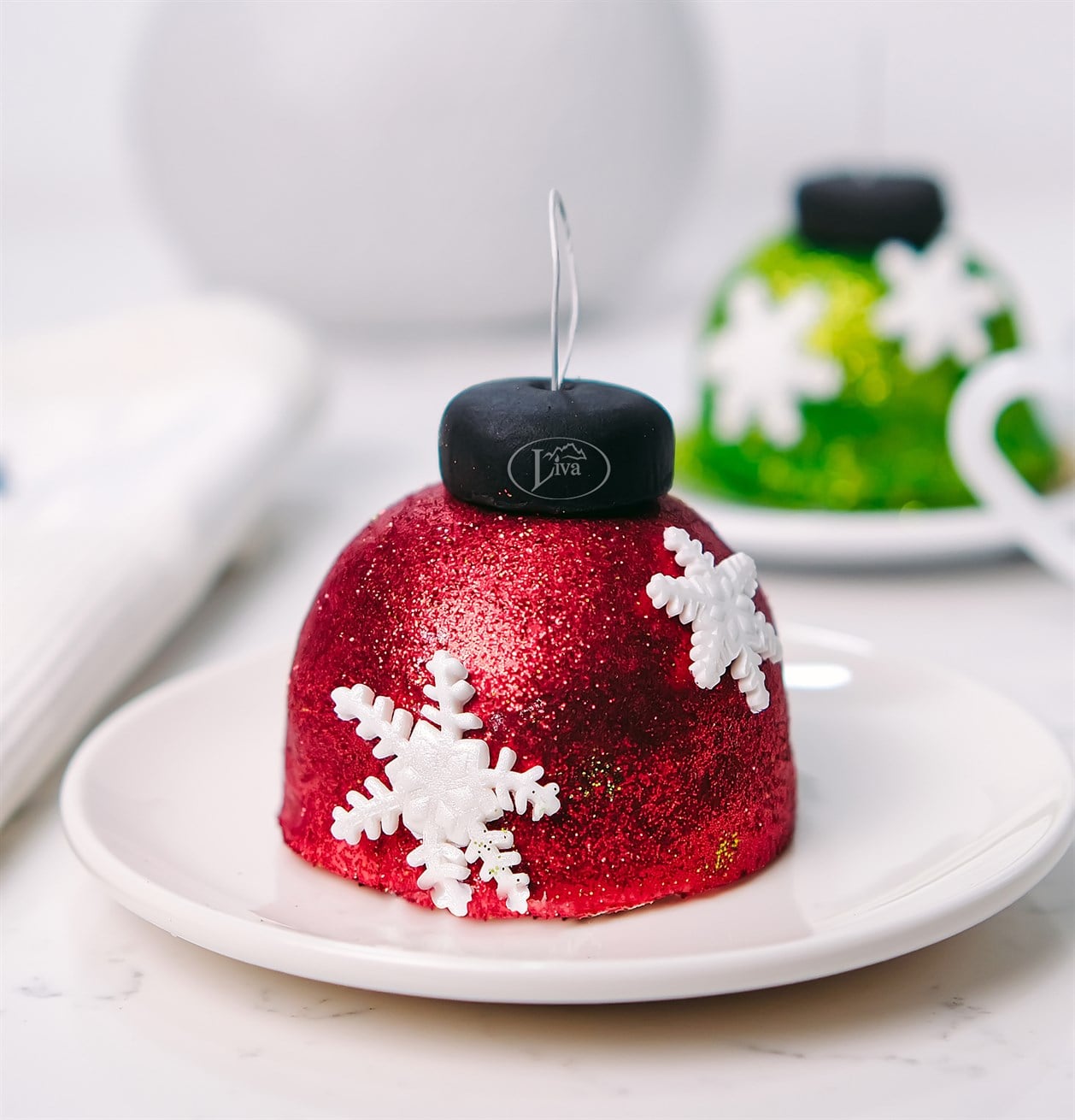 Kırmızı Yılbaşı Topu Adet Pasta