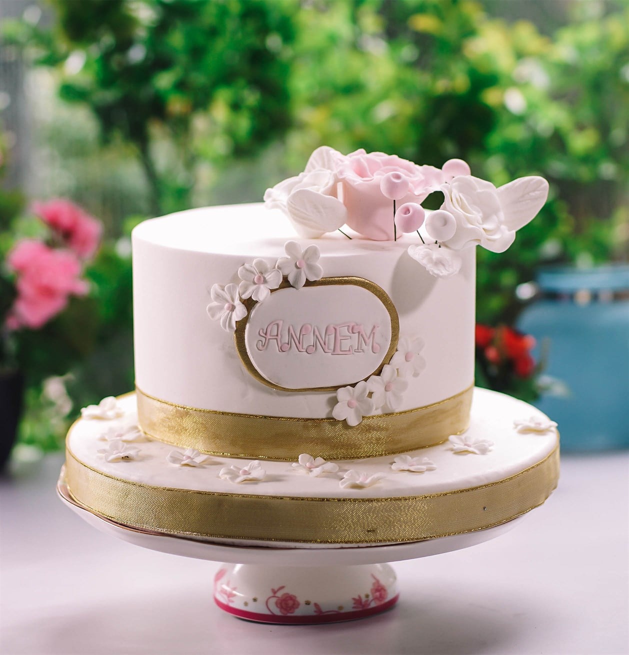 Liva Annem Özel Pasta