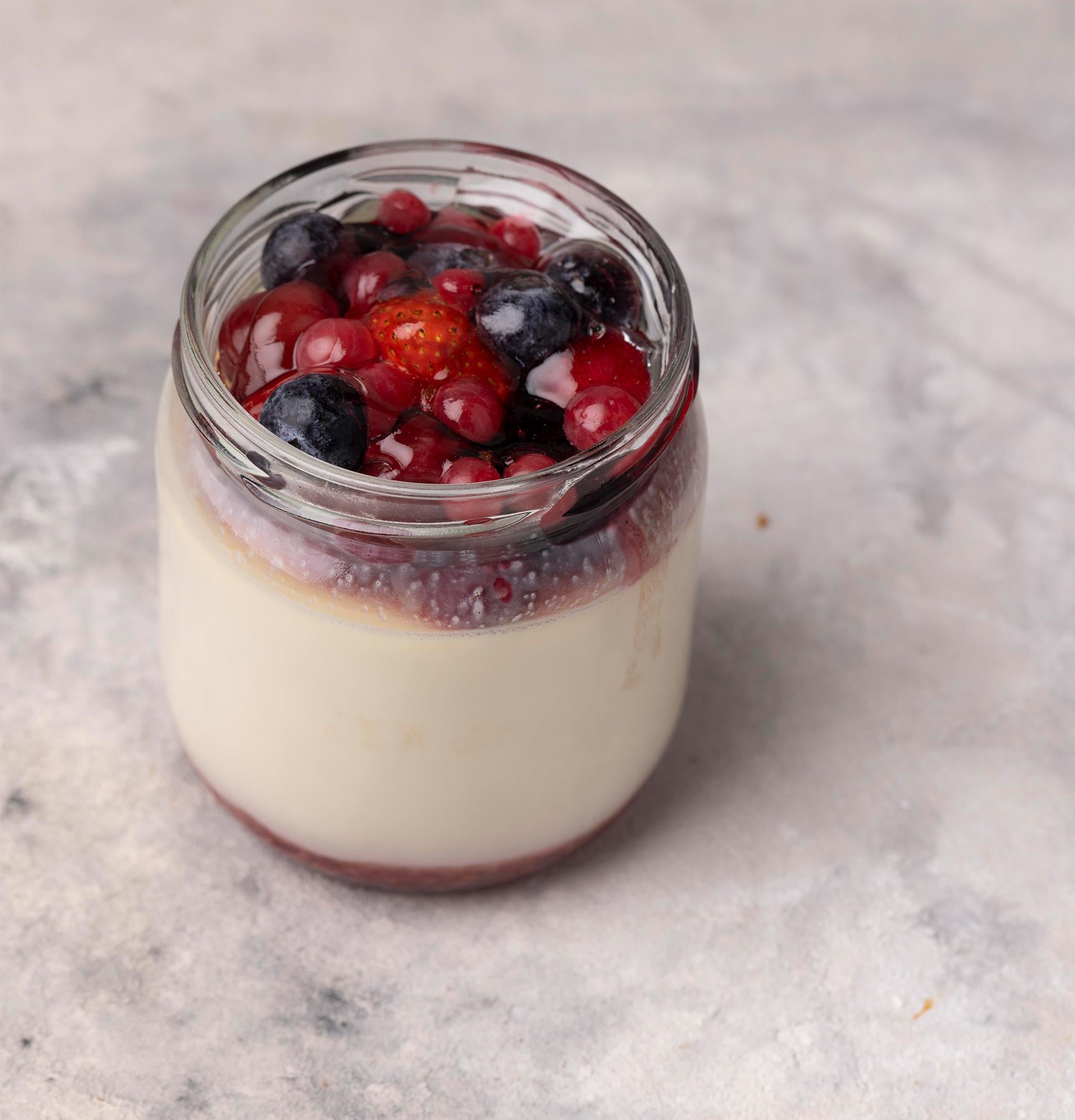 Orman Meyveli Pannacotta