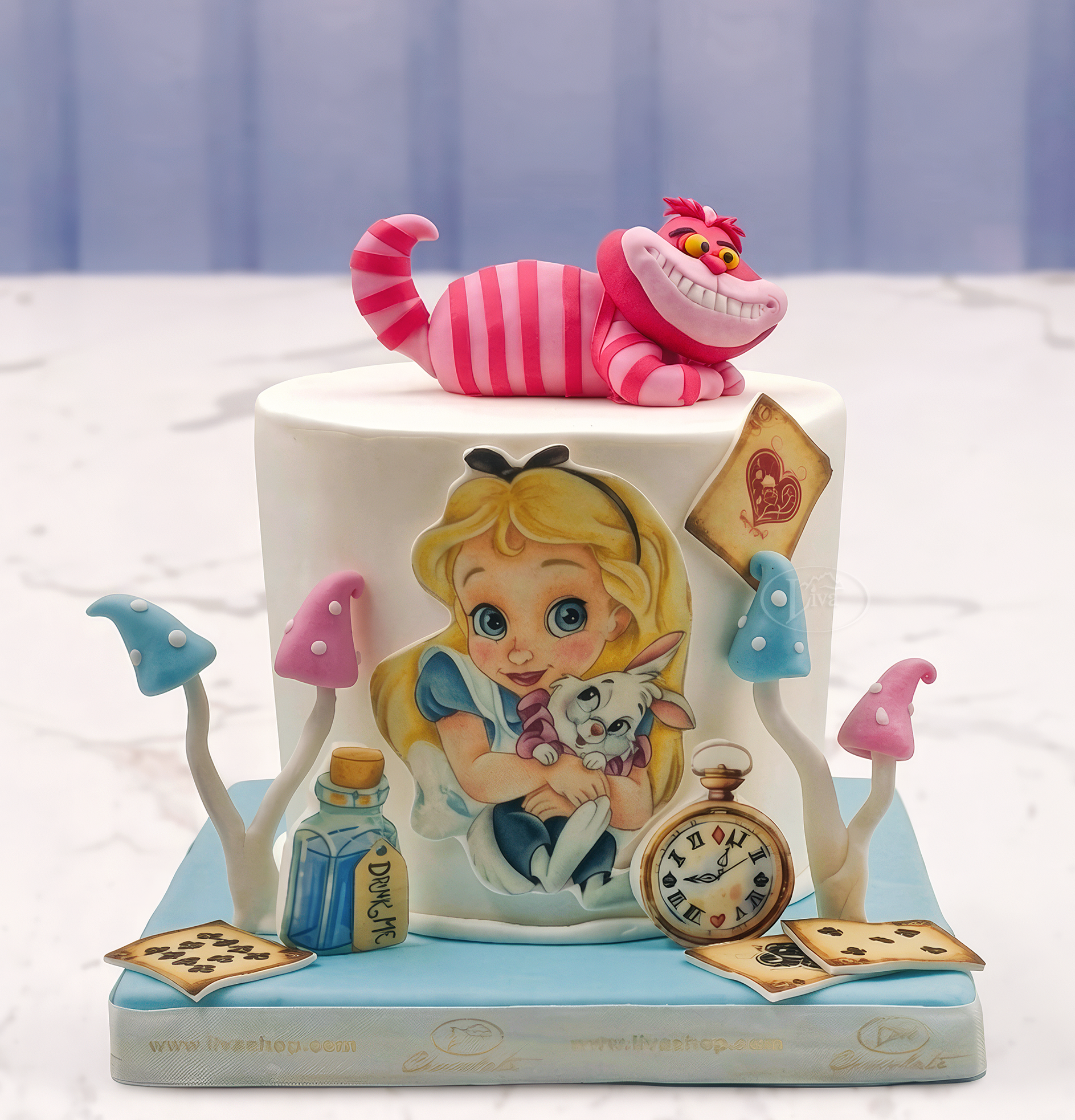Wonderland Rüyası Özel Pasta