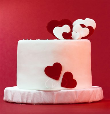 Sevgililer Günü Tutuşan Kalpler Pasta