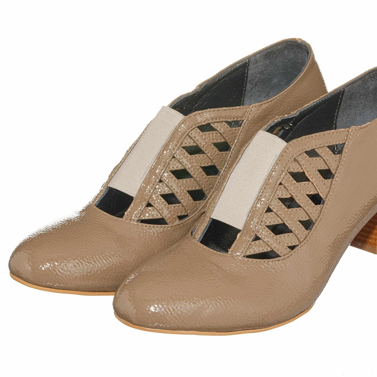 45 Numara 46 numara 47 Numara 48 numara 49 numara 50 numara Büyük Numara Kısa Topukjlu Kadın Ayakkabı KDR7777