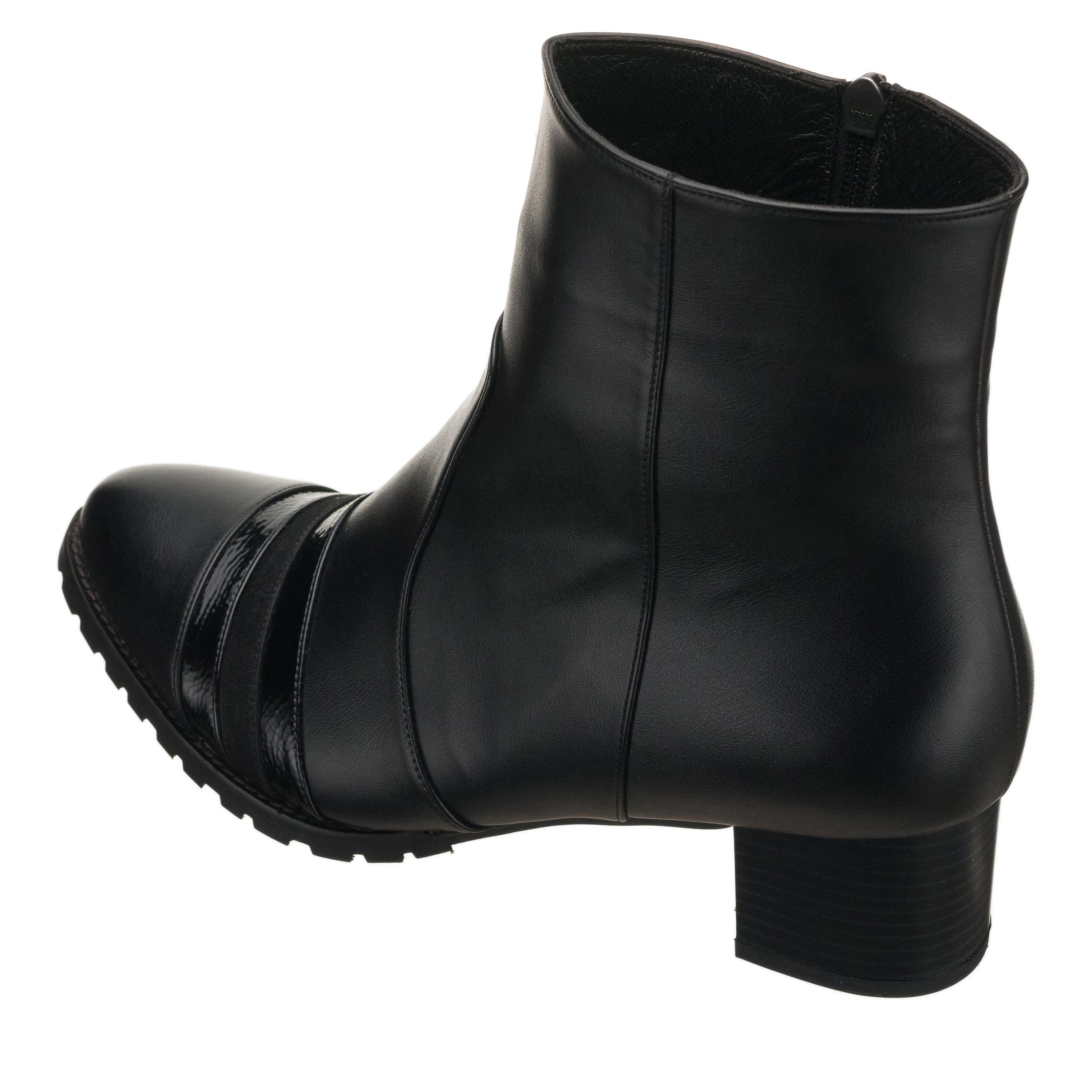 45 Numara 46 numara 47 Numara 48 numara 49 numara 50 numara Büyük Numara Kadın Bot ZX3013 Siyah