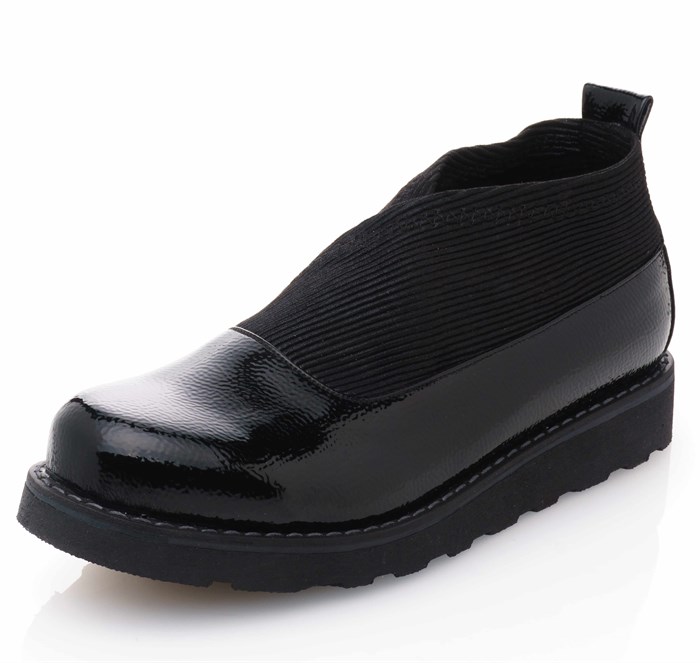 iriadamGündelik ve Rahat Modeller17355 Siyah Büyük Numara Gündelik Kadın Ayakkabısı