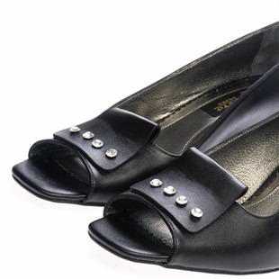 Costo shoesAbiye ve Topuklu Modellerimiz190318 Siyah Analin Büyük Numara Kadın Ayakkabı
