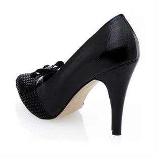 Costo shoesAbiye ve Topuklu Modellerimiz190330 Siyah Büyük Numara Kadın Ayakkabı
