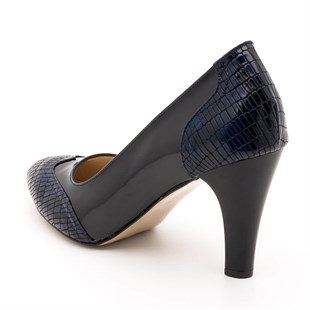 Costo shoesAbiye ve Topuklu Modellerimiz1954 Lacivert lezar Siyah Rugan Büyük Numara Bayan Ayakkabısı